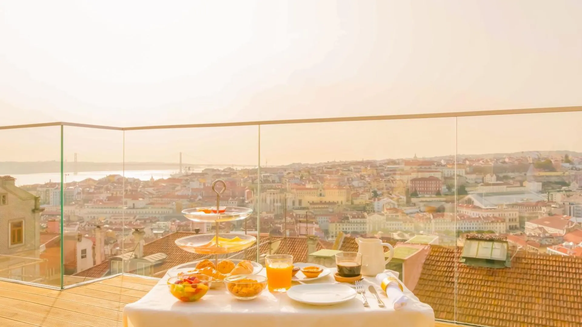 Bed and Breakfast The Rooftop Lisboa